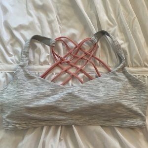 Lululemon sports bra